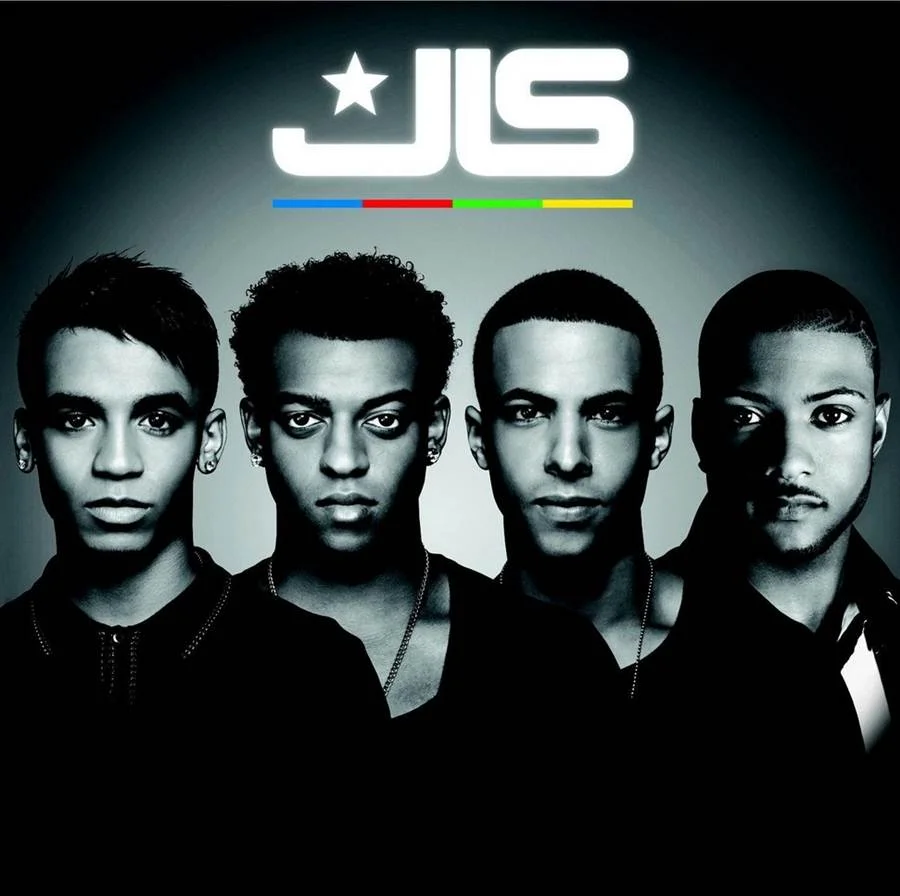 <b>"JLS" (2009), de JLS</b>. O primeiro disco da boy band inglesa registra a pior nota no site Any Decent Music: míseros 2.7 pontos de 10 possíveis. Vice no reality musical "The X Factor", o grupo acumulou altas cifras com vendas de CDs – especialmente na Inglaterra –, mas se separou em 2013 por desentendimentos pessoais. <b>"JLS" (2009), de JLS</b>. O primeiro disco da boy band inglesa registra a pior nota no site Any Decent Music: míseros 2.7 pontos de 10 possíveis. Vice no reality musical "The X Factor", o grupo acumulou altas cifras com vendas de CDs – especialmente na Inglaterra –, mas se separou em 2013 por desentendimentos pessoais.