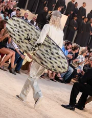 Imagens do desfile da Louis Vuitton