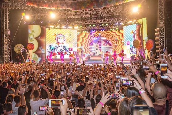 Brasilienses vão à loucura com o show da Xuxa - imagem 19 Brasilienses vão à loucura com o show da Xuxa - imagem 19