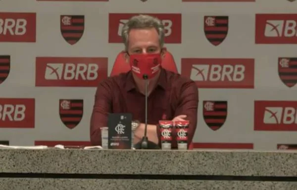 Landim tem apoio interno, mas a torcida do Fla está “por aqui” com ele