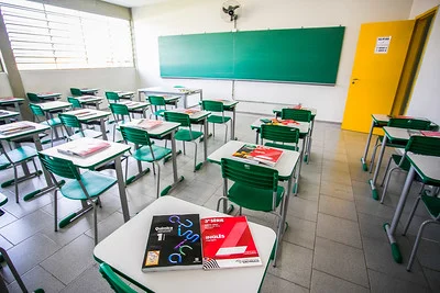 SP: 130 mil mães se inscrevem para trabalhar nas escolas públicas