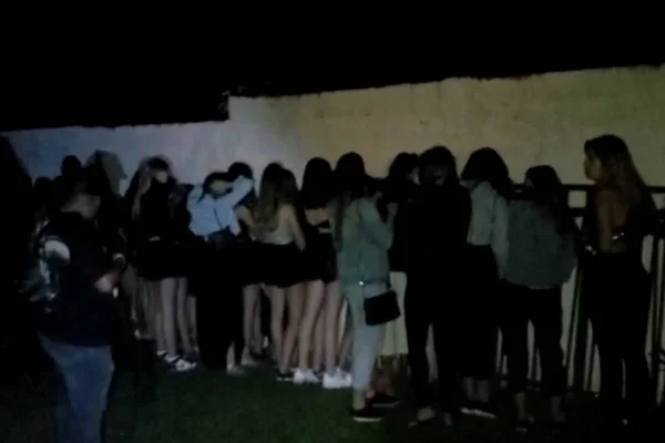 festa clandestina encerrada pela fiscalização em aparecida de goiânia, goiás