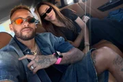 Neymar e Bruna Biancardi curtiram férias na Disney após a eliminação da Copa