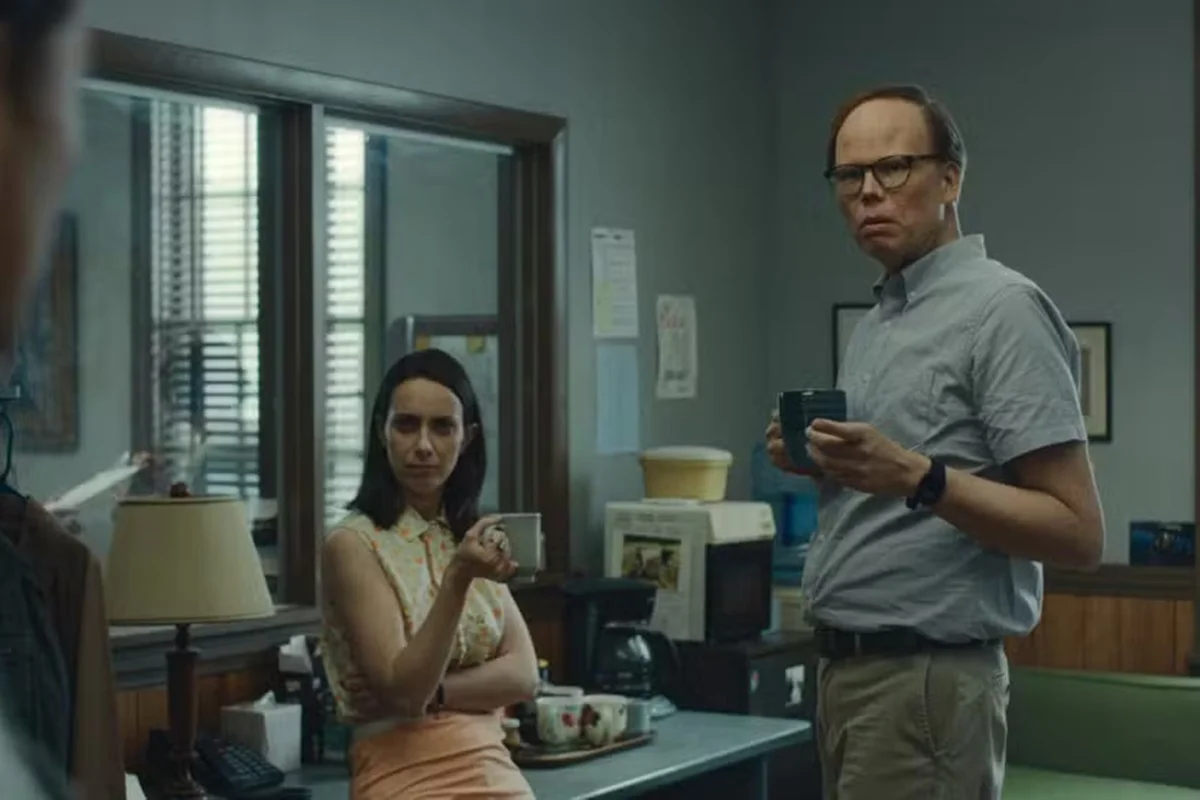 Saiba onde assistir O Segredo de Widow’s Bay, série destaque no Emmy 2026 - imagem 3 Saiba onde assistir O Segredo de Widow’s Bay, série destaque no Emmy 2026 - imagem 3