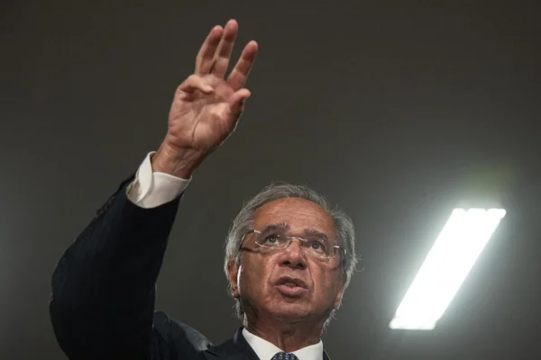 Ministro Guedes coletiva economia