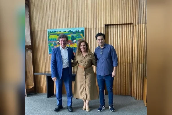 Professora Sandra Goulart se filia ao PT
