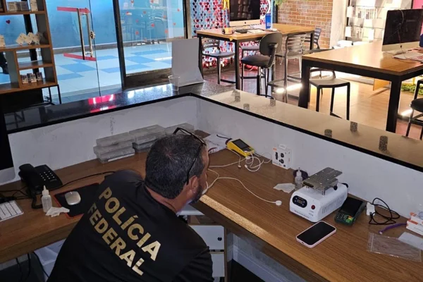 PF e Receita combatem esquema de eletrônicos que rendeu R$ 16 milhões