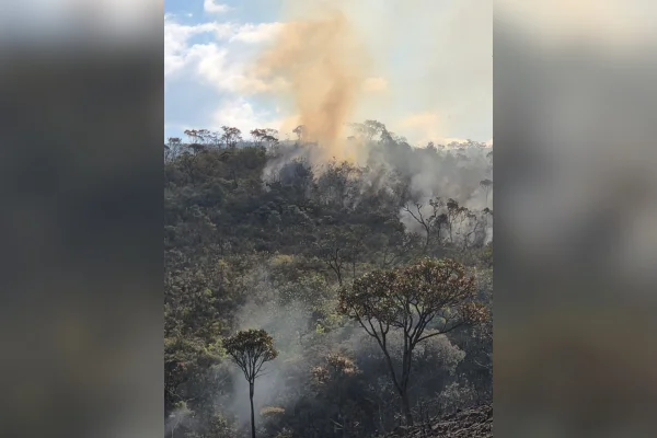 incêndio parque nacional serra da gandrela