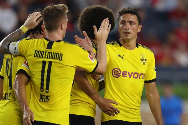 Em jogo de cinco gols, Borussia Dortmund vence Liverpool em amistoso