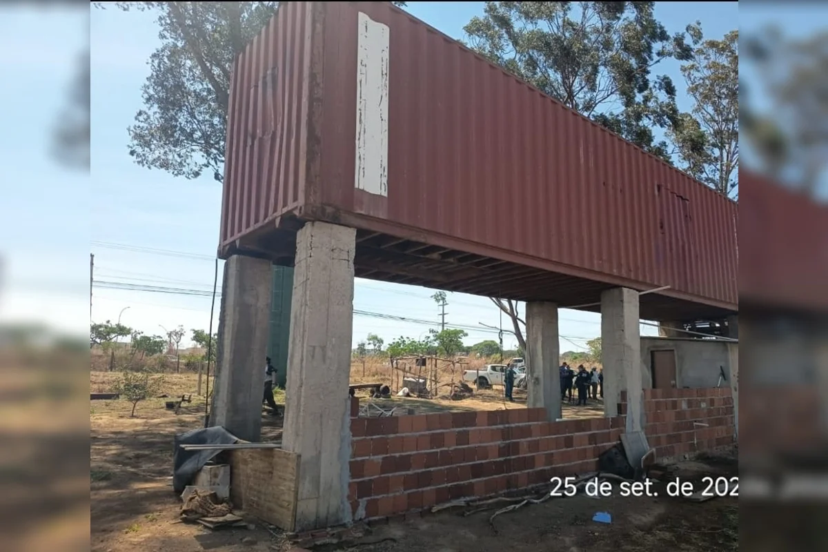 Construção foi encontrada em terra pública na Serrinha do Paranoá Construção foi encontrada em terra pública na Serrinha do Paranoá