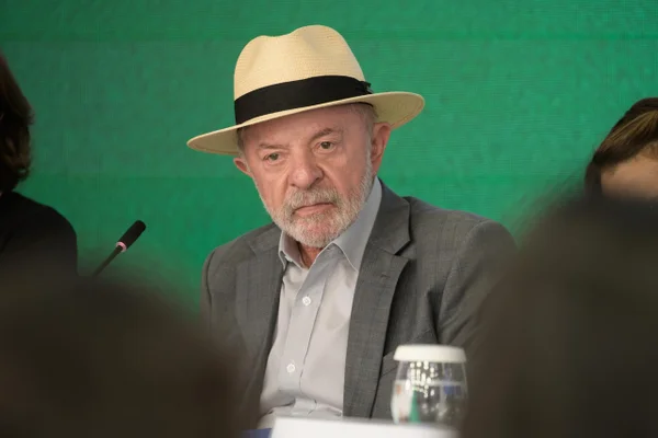 Lula é aconselhado a manter distância das mensagens sobre Moraes e Vorcaro - destaque galeria Lula é aconselhado a manter distância das mensagens sobre Moraes e Vorcaro - destaque galeria