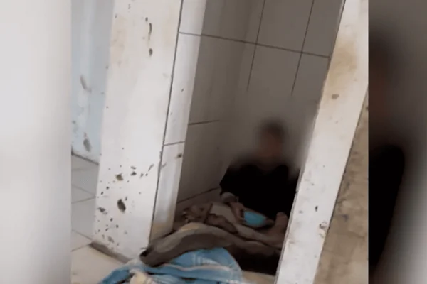pais cárcere privado filho autista sp