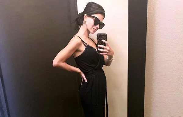 “Dormi com meu bebê morto dentro de mim”, relata Hilaria Baldwin