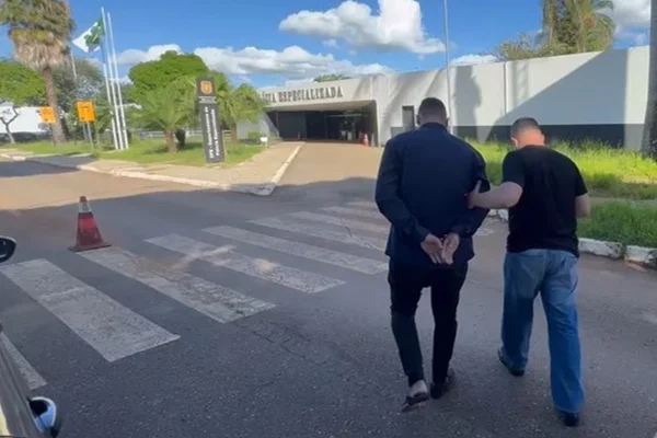 DRCC prende grupo criminoso que vinha fraudando contrato sociais de empresas