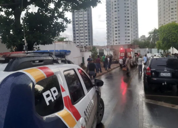 No Verdão, cuidadora de idosos é atacada por 2 Rottweileres e PM mata 1 dos cães