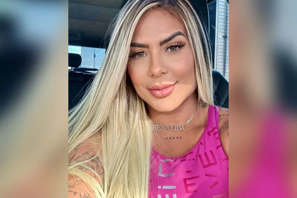 imagem colorida pastora renálida lima