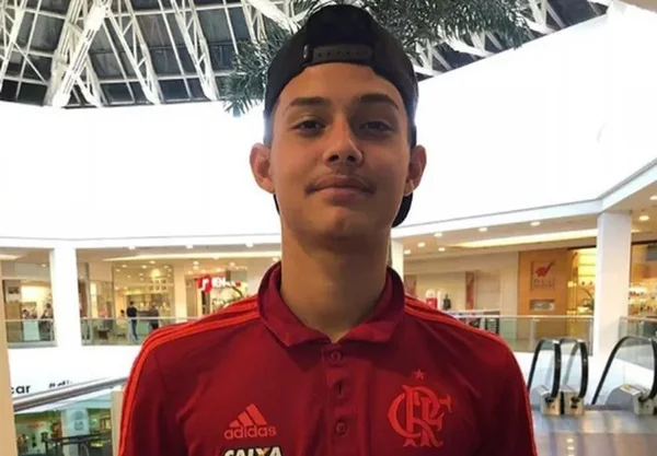 Ferido no incêndio do Flamengo sai da CTI e está “clinicamente bem”
