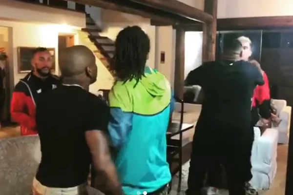 Vídeo. Rapper parte para cima de Nego do Borel após jogo de rimas