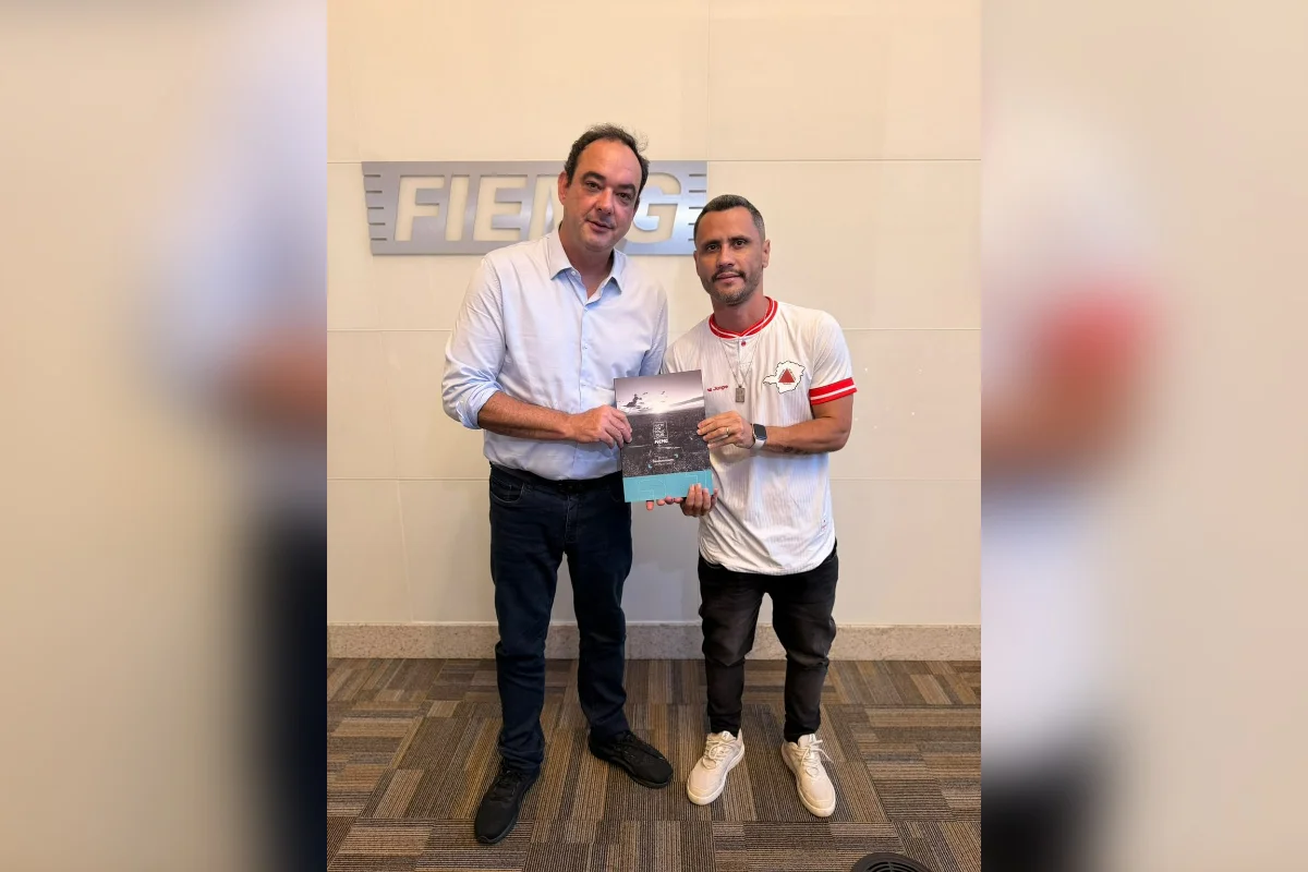 Cleitinho recebe do ex-oponente Roscoe as demandas da indústria mineira