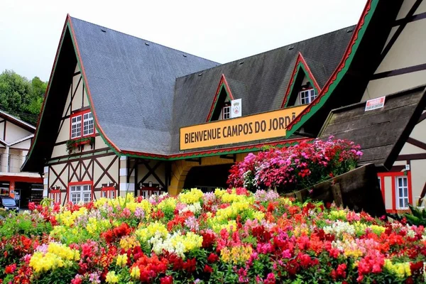 Entrada de Campos do Jordão, SP