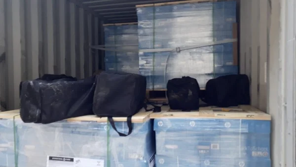 PF apreende 329 kg de cocaína em contêiner no Porto de Santos