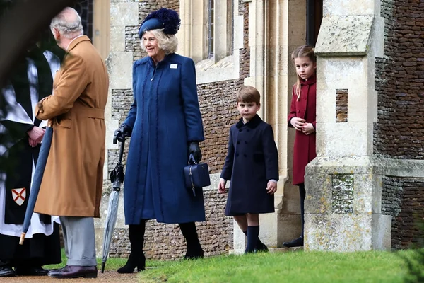 Descubra gesto do príncipe Louis que emocionou a rainha Camilla