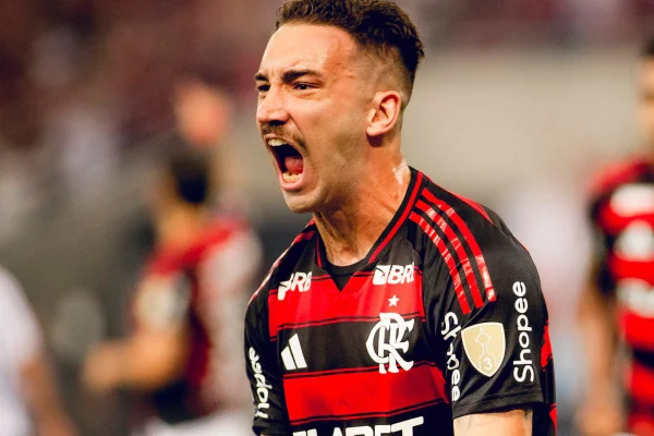 Vídeo: Léo Ortiz abre o placar para o Flamengo contra a LDU