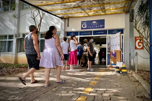 Confira como está sendo as eleições para prefeitos e vereadores em SC