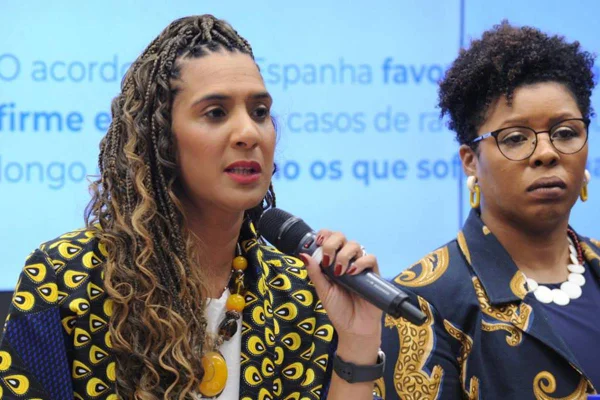 imagem colorida mostra ministra anielle franco - Metrópoles