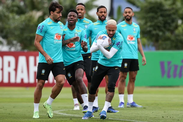 Seleção faz golaço com jogada de Vini Jr., Paquetá e Raphinha; veja