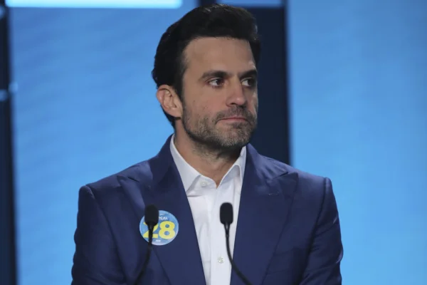 Debate entre candidatos à Prefeitura de SP da TV Record; na foto Pablo Marçal - Metrópoles