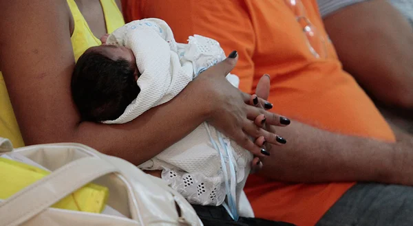 Ligar zika e microcefalia levará 4 meses, diz OMS