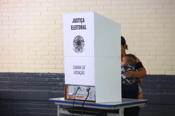 Cabine de votacao 2022