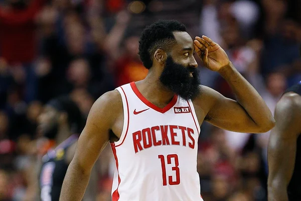 James Harden faz 49 pontos e dá 7ª vitória seguida dos Rockets