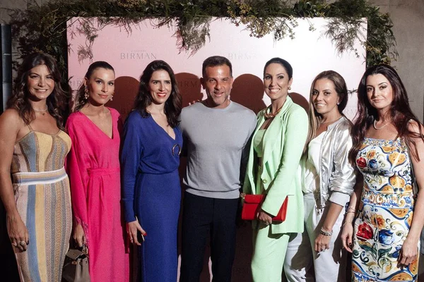 Alexandre Birman inaugura loja em Belo Horizonte com influenciadoras