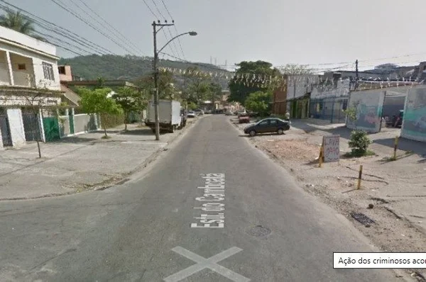 Rio: ladrões explodem três lojas para roubar caixa eletrônico