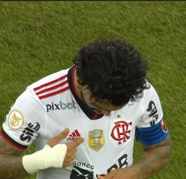 Gabigol responde provocação do Athletico-PR após derrota