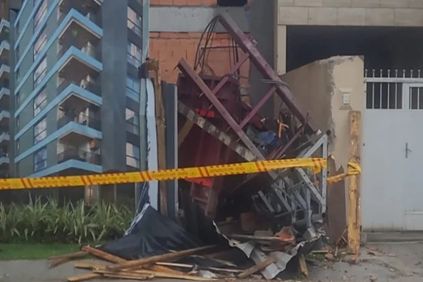 Elevador destruído