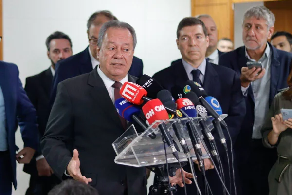 Foto colorida de Ricardo Alban, presidente da CNI - Metrópoles