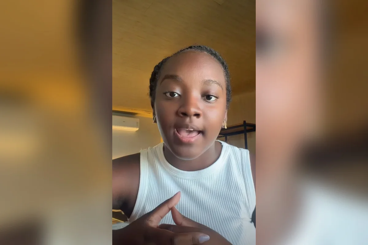 Ana Elisa critica suspensão do canal de Lula e cita post da Tropa do Flávio