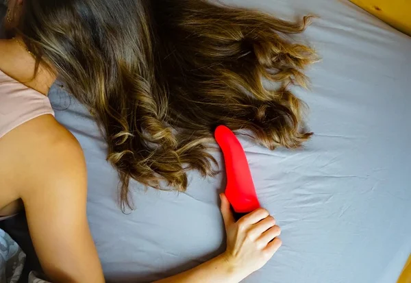 As mentiras cringe que mulheres sempre escutaram sobre sexo