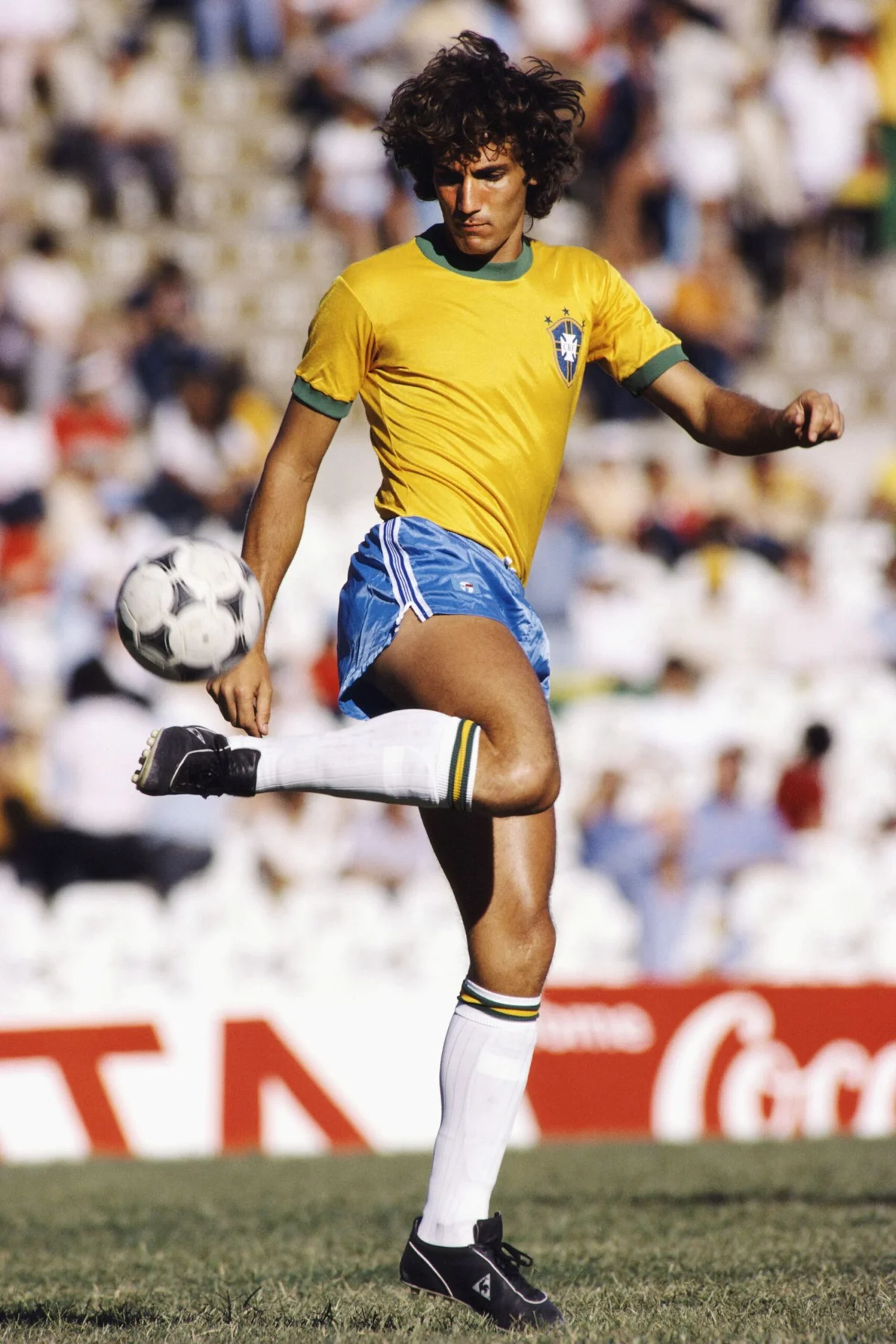Oscar marcou em Brasil x Escócia na Copa do Mundo de 1982 Oscar marcou em Brasil x Escócia na Copa do Mundo de 1982