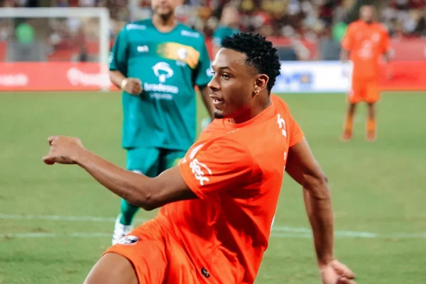 Paula André durante Jogo das Estrelas - Metrópoles