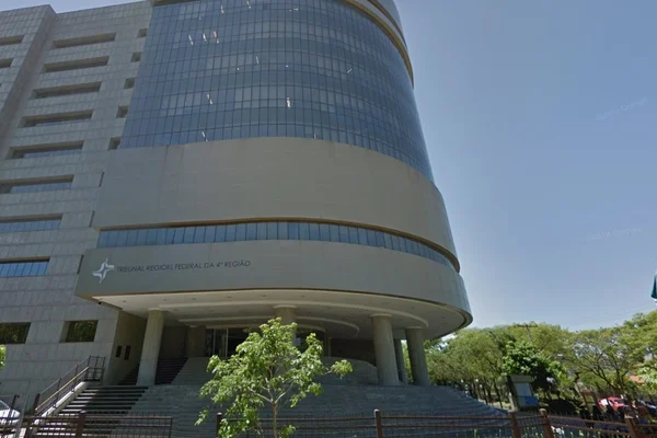 TRF-4 publica edital de concurso público com salário de R$ 12,4 mil