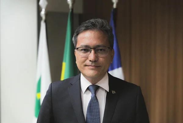 Secretário da Receita: novas regras para Pix não mudam vida do cidadão