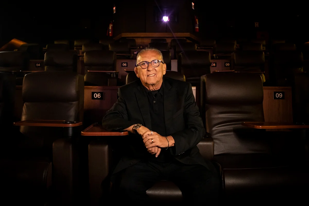 Imagem colorida do narrador Galvão Bueno - Metrópoles