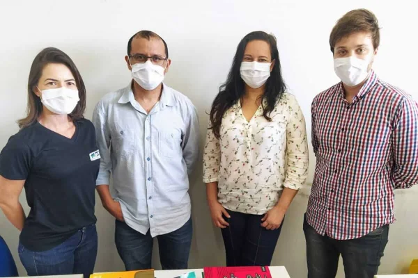 Câmara e Academia Brasileira de Letras doam 10 mil livros a comunidades