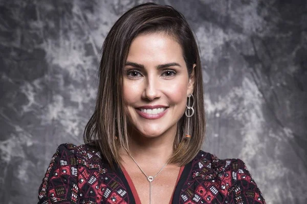 Deborah Secco Salve-se Quem Puder