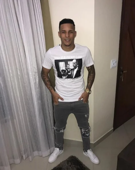 Lateral do Corinthians, Guilherme Arana postou fotos íntimas no Instagram Lateral do Corinthians, Guilherme Arana postou fotos íntimas no Instagram