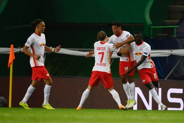 RB Leipzig supera ferrolho de Simeone, elimina Atlético e enfrenta o PSG